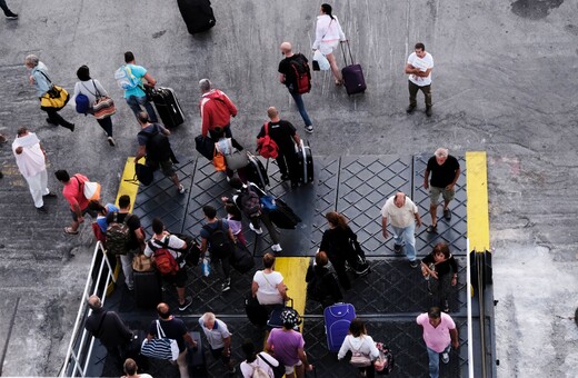 Πάσχα: Σε εξέλιξη η έξοδος των εκδρομέων στα λιμάνια