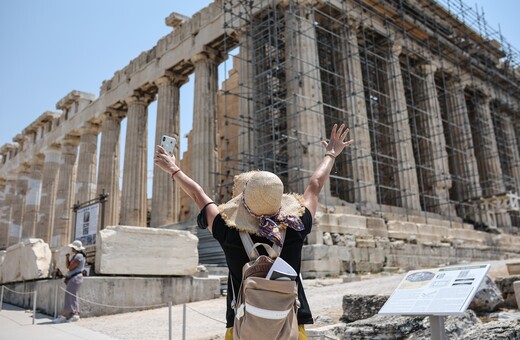 Καιρός: Άνοδος θερμοκρασίας και σκόνη σήμερα