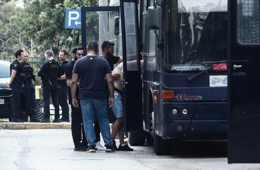 Νέα Φιλαδέλφεια: Προσωρινά κρατούμενος Κροάτης που νοσηλεύεται τραυματισμένος