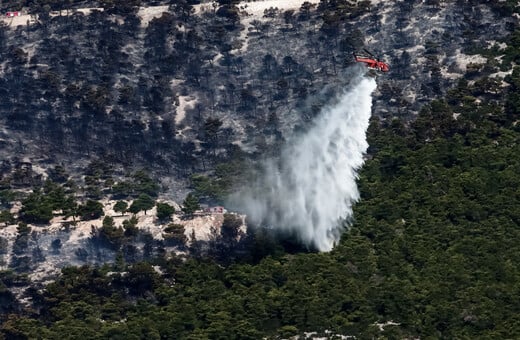 Φωτιές: Αναζωπυρώσεις στην Πάρνηθα- Η κατάσταση σε Αλεξανδρούπολη, Βοιωτία