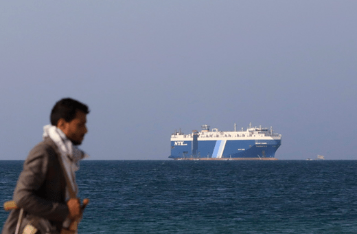 Οι Χούτι απειλούν ότι θα στοχοθετούν πλοία που έχουν προορισμό το Ισραήλ