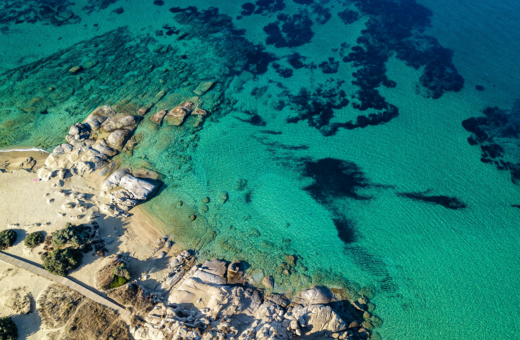 Νάξος, Κρήτη Ίος τα νησιά με τις καλύτερες παραλίες για την μεγαλύτερη ελβετική εφημερίδα