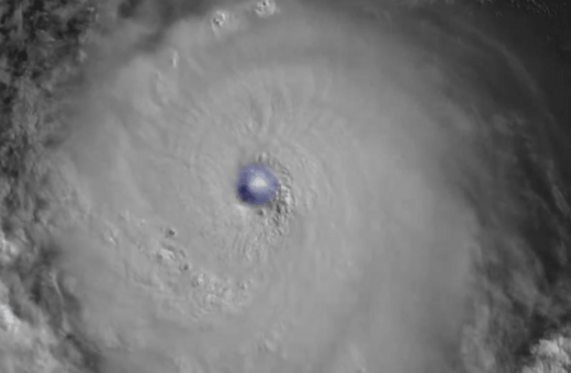 O kυκλώνας Μπέριλ απειλεί την Καραϊβική