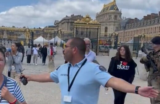 Γαλλία: Εκκενώνεται το παλάτι των Βερσαλλιών μετά από αναφορές για επίθεση με μαχαίρι