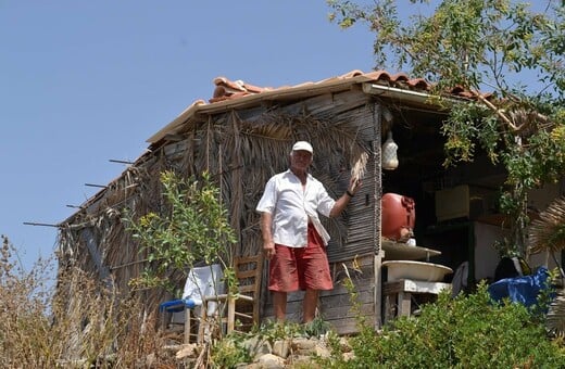 Ένας Λάκωνας που έζησε 30 χρόνια αυτάρκης στην αυτοσχέδια καλύβα του