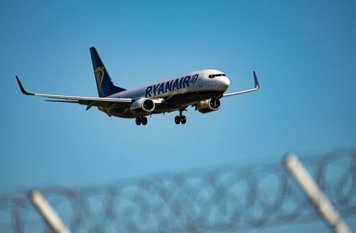 Ryanair: Αύξηση στις περιπτώσεις κακής συμπεριφοράς επιβατών λόγω ναρκωτικών και αλκοόλ