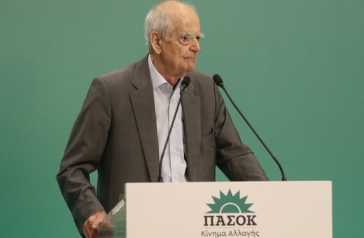 Απόστολος Κακλαμάνης για την πρόσκληση στη Σύλβα Ακρίτα: Εγώ ο ίδιος επικοινώνησα μαζί της