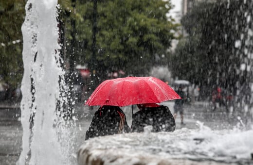 Κακοκαιρία ΑΤΕΝΑ: Ποιες περιοχές αναμένουν ισχυρές καταιγίδες σήμερα - Πότε θα βρέξει στην Αττική 