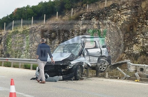 Τροχαίο δυστύχημα στα Γιάννενα - Έχασε τον έλεγχο του αυτοκινήτου και έπεσε στις μπάρες