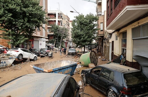 Πλημμύρες στην Ισπανία: Άγνωστος ο αριθμός των αγνοουμένων, ώρες μετά τις βροχές