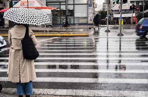 Καιρός: Συννεφιά και τοπικές βροχές - Χιόνια στην Εύβοια