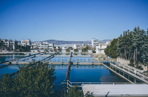 Το πελώριο φίλτρο του νερού της Αθήνας και του Πειραιά | Σπάνιες εικόνες