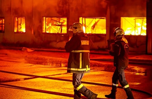 Φωτιά στο Κορωπί: Συνεχίζεται κανονικά σήμερα η λειτουργία του εργοστασίου «Καραμολέγκος»