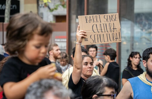 Όχι, η Ισπανία δεν απαγορεύει τους τουρίστες - Τι πρέπει να ξέρετε πριν το ταξίδι σας