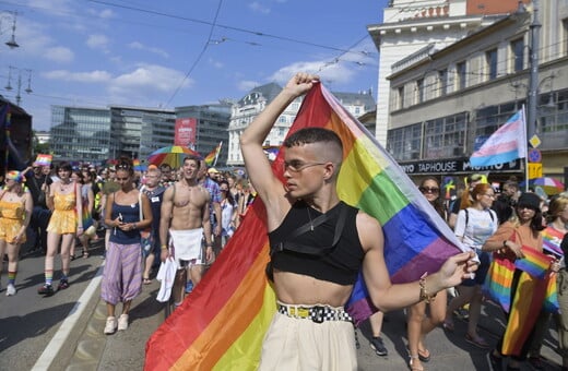 Το pride της Βουδαπέστης θα γίνει σε κλειστό χώρο «για την προστασία των παιδιών»