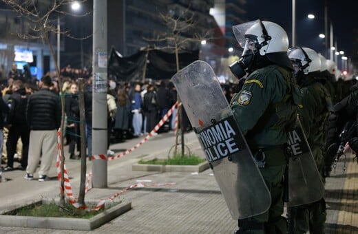 Τέμπη: Προσήγαγαν πολυτραυματία του δυστυχήματος στην πορεία της Θεσσαλονίκης