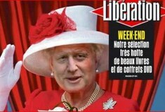 Μπόρις Τζόνσον όπως βασίλισσα Ελισάβετ: Το εξώφυλλο της Liberation για τη νίκη του Brexit