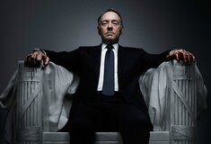 Τέλος ο Frank Underwood από το «Ηouse of Cards» - To Netflix απέλυσε τον Σπέισι