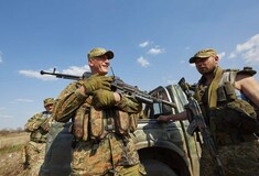 Συνεχίζεται η απόσυρση βαρέων όπλων από την ανατολική Ουκρανία