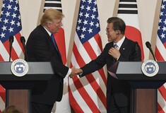 Ο πρόεδρος της Ν. Κορέας προτείνει να βραβευτεί ο Τραμπ με Νόμπελ Ειρήνης
