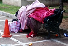 Η Λάρισα στο πλευρό των αστέγων- Τους εντάσσει στην αγορά εργασίας και θα επιδοτεί ενοικίαση σπιτιού