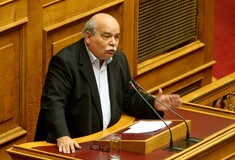 Βούτσης: Εγώ λέω ότι οι τηλεοπτικές άδειες πρέπει να είναι τρεις