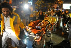 Τουλάχιστον 35 νεκροί και 40 τραυματίες στην Κωνσταντινούπολη από τρομοκρατικό χτύπημα σε κλαμπ