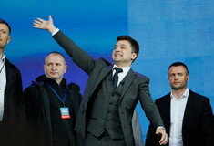 Β. Ζελένσκι: Ποιος είναι ο κωμικός που κατάφερε να εκλεγεί νέος πρόεδρος της Ουκρανίας
