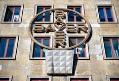 Bayer: Εταιρεία φακέλωνε εκατοντάδες πρόσωπα στην Ευρώπη για λογαριασμό της Monsanto