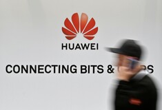 Προβλέψεις σοκ για την Huawei - Πόσο μεγάλη είναι η απειλή από το πλήγμα των ΗΠΑ στον εμπορικό πόλεμο