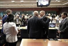 Σαπέν: Και έκτακτο Eurogroup τη Δευτέρα