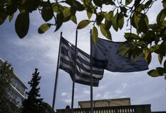 Die Welt: H Ελλάδα θα χρειαστεί τρίτο πακέτο βοήθειας μέσα στο καλοκαίρι