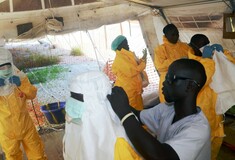 Έως και 1,4 εκατ. κρούσματα από τον Έμπολα μπορεί να δει η Δυτική Αφρική