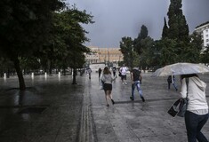 Bloomberg: Τι συνέβη μετά από τέσσερις χρεοκοπίες