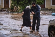 «Είμαστε παιδιά ενός κατώτερου θεού» λένε οι κάτοικοι της Μάνδρας