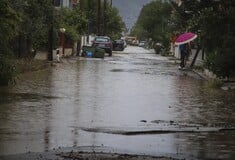 Σε κατάσταση έκτακτης ανάγκης δήμοι σε Εύβοια και Φθιώτιδα - Τρεις αγνοούμενοι (update)