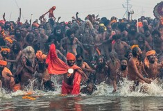 To ιερό Kumbh Mela: H μεγαλύτερη θρησκευτική συγκέντρωση στον κόσμο ξεκινά