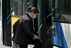 Καραμανλής: Σε κανένα μέσο μεταφοράς χωρίς μάσκα από Δευτέρα