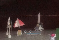 Η εξοργιστική πατέντα για καβάτζα σε ελληνική παραλία