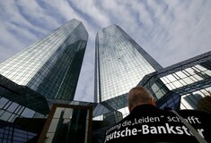 Kλυδωνίζεται η Deutsche Bank: Σε νέο ιστορικό χαμηλό η μετοχή της μεγαλύτερης ιδιωτικής γερμανικής τράπεζας