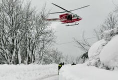 Ιταλία: Κατά 10 μέτρα μετακίνησε η χιονοστιβάδα το ξενοδοχείο