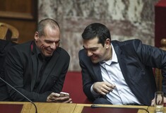 Βαρουφάκης: Ο Τσίπρας ήταν έτοιμος να δεχτεί το Grexit του Σόμπλε- Τα sms που δημοσιεύει