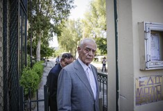 Ελεύθερος με περιοριστικούς όρους ο Τσοχατζόπουλος για τη μίζα των 770.000 ελβετικών φράγκων