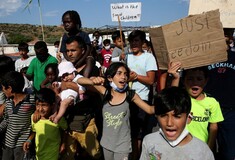 Χημικά εναντίον προσφύγων στη Λέσβο- Νέα διαμαρτυρία από τους αιτούντες άσυλο