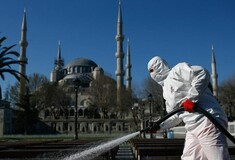Κορωνοϊός: Γιατί φοβούνται πως η Τουρκία θα ζήσει συνθήκες Ιταλίας - Το εκρηκτικό μείγμα κινδύνου