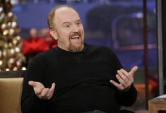 Grammy 2022: Χάος στο Twitter για τη βράβευση του Louis C.K - Διαμαρτύρονται κωμικοί