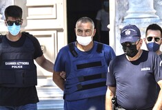 Βιασμός 14χρονης - Λέσβος: Έρευνες για ασέλγεια και σε δεύτερη ανήλικη από τον αστυνομικό