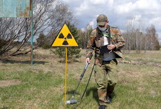 Ukrainians prep for a possible Russian nuclear attack