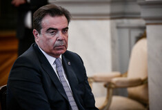 Politico: «Υπό έλεγκο» και ο Μαργαρίτης Σχοινάς για το Qatar Gate