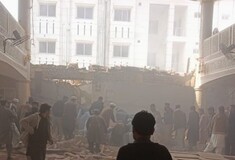 Πακιστάν: Τουλάχιστον 19 νεκροί μετά από έκρηξη σε τζαμί της Πεσαβάρ - Πάνω από 90 τραυματίες
